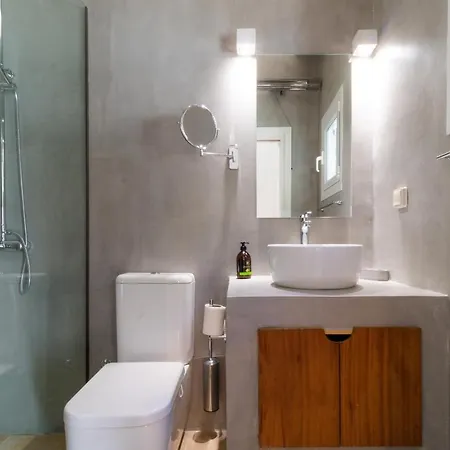 Zoela Corfu - 2 Seperate With Full Privacy *