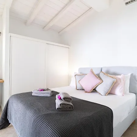 Zoela Corfu - 2 Seperate With Full Privacy Holiday home *