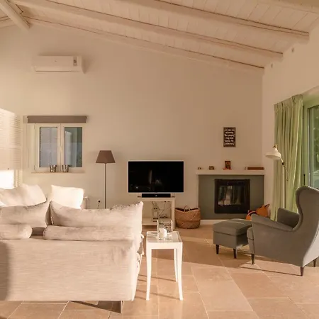 Zoela Corfu - 2 Seperate With Full Privacy Holiday home
