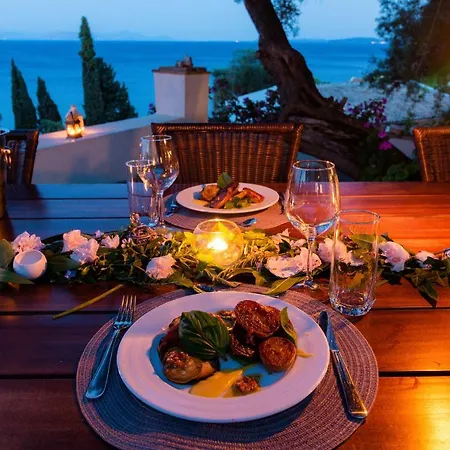 Zoela Corfu - 2 Seperate With Full Privacy Holiday home