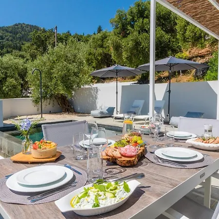 Holiday home Zoela Corfu - 2 Seperate With Full Privacy *