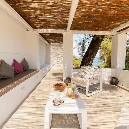 Zoela Corfu - 2 Seperate With Full Privacy Holiday home *