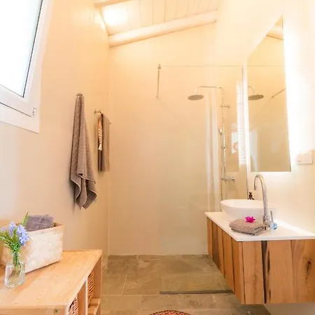 Zoela Corfu - 2 Seperate With Full Privacy *
