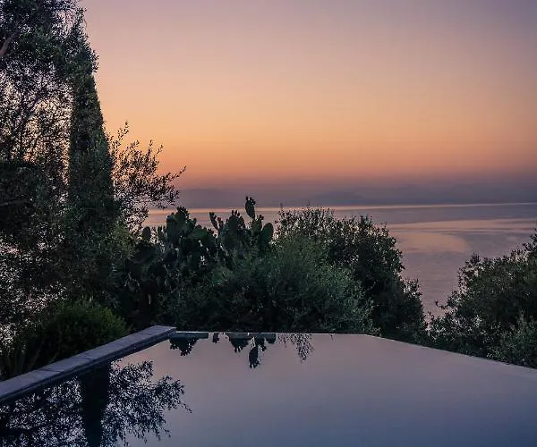 Zoela Corfu - 2 Seperate With Full Privacy Hébergement de vacances