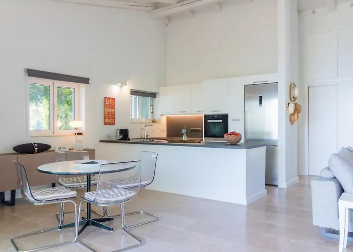 Zoela Corfu - 2 Seperate With Full Privacy *