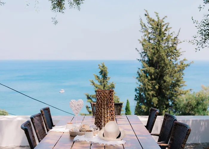 Zoela Corfu - 2 Seperate With Full Privacy Gastouri (Corfu)